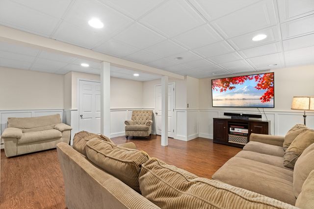 243 Bear Hill Rd, North Andover, MA 01845