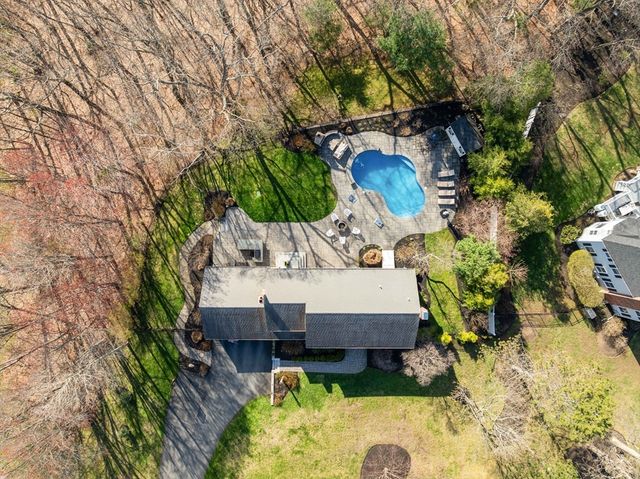 243 Bear Hill Rd, North Andover, MA 01845