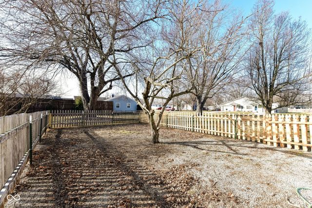 229 N 5th Street, Elwood, IN 46036