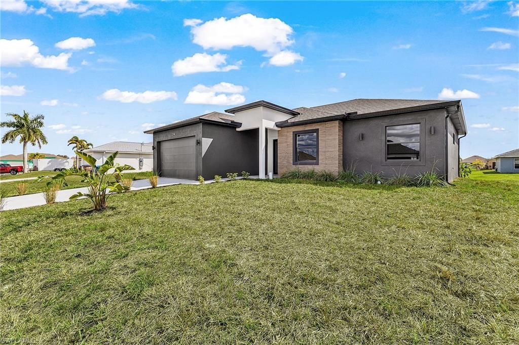 Image 1 of property listing at 316 10th ST, Cape Coral, FL 33993
