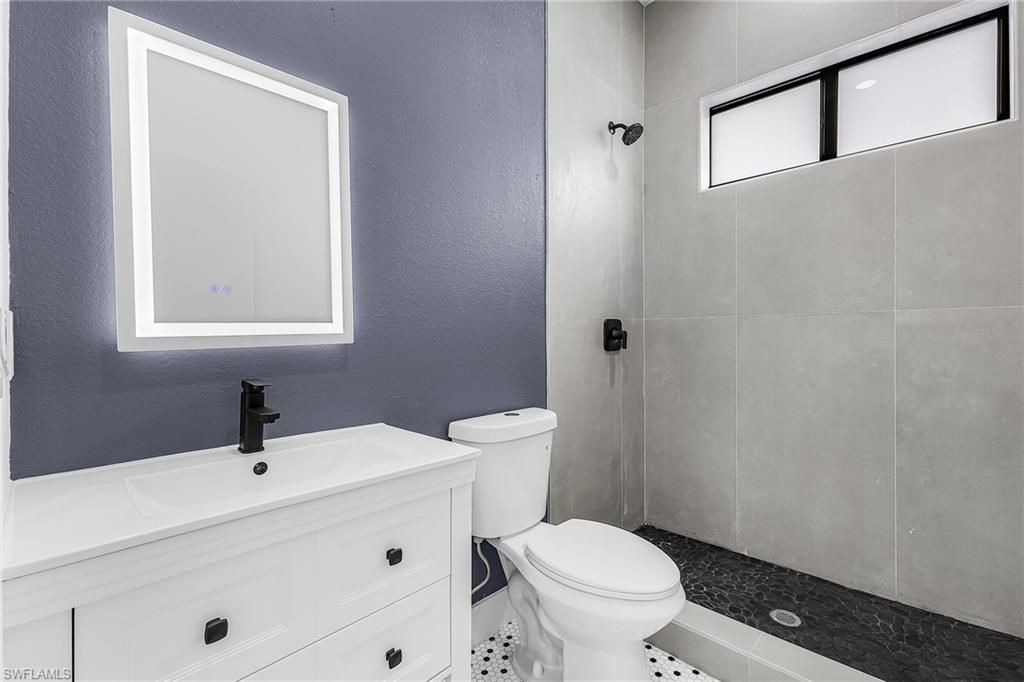 Image 22 of property listing at 316 10th ST, Cape Coral, FL 33993