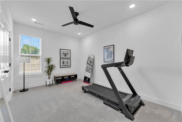 2047 E Little Crew Drive, Fayetteville, AR 72703