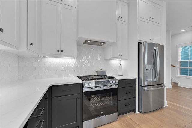 2047 E Little Crew Drive, Fayetteville, AR 72703