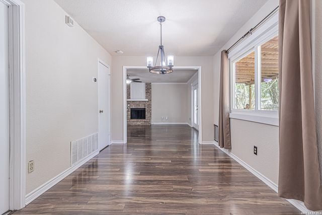 3403 Stoney Country, San Antonio, TX 78247