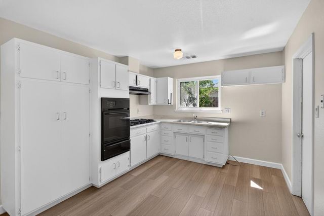 7108 Canaveral Way, North Highlands, CA 95660