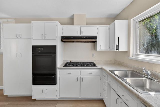 7108 Canaveral Way, North Highlands, CA 95660