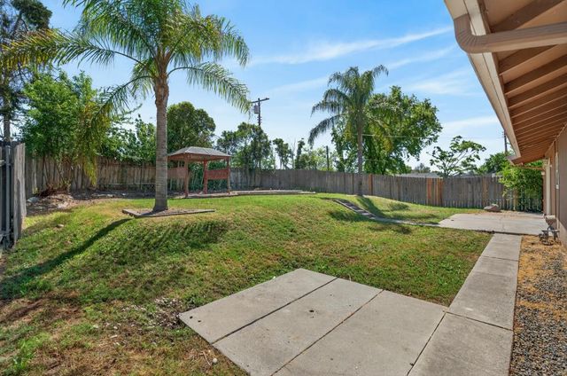 7108 Canaveral Way, North Highlands, CA 95660