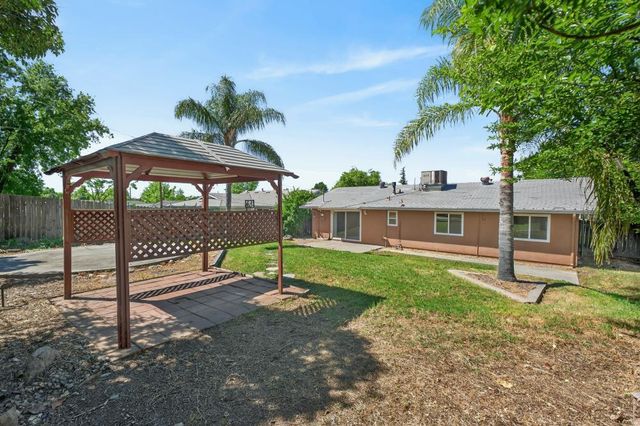 7108 Canaveral Way, North Highlands, CA 95660