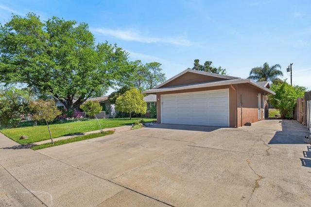 7108 Canaveral Way, North Highlands, CA 95660