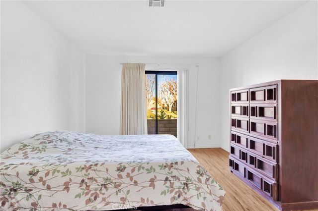 19228 Cottonwood Drive, Apple Valley, CA 92308