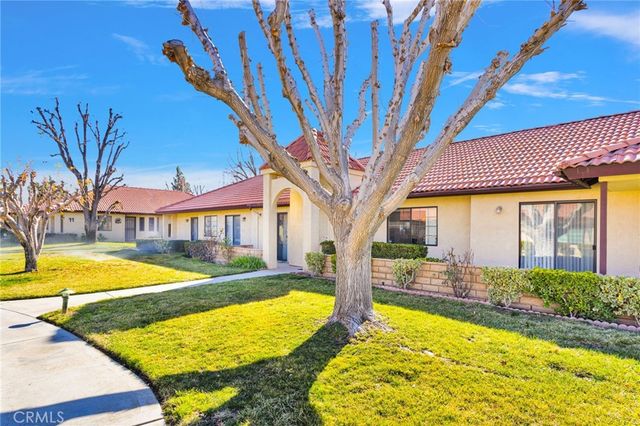19228 Cottonwood Drive, Apple Valley, CA 92308