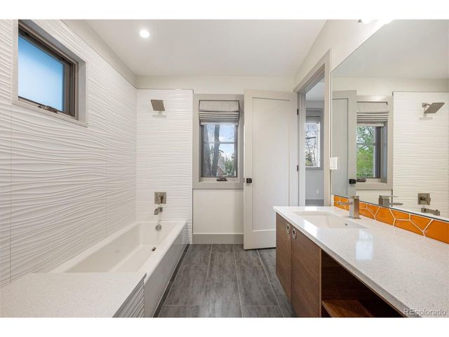 424 Grape St, Denver, CO 80220