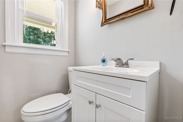 17715 Elko Rd, Chesterfield, VA 23803