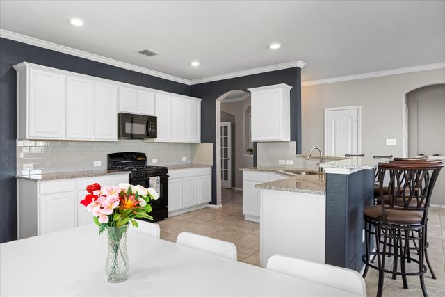 424 Eureka Court, Burleson, TX 76028