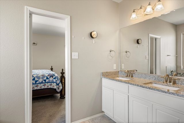 424 Eureka Court, Burleson, TX 76028