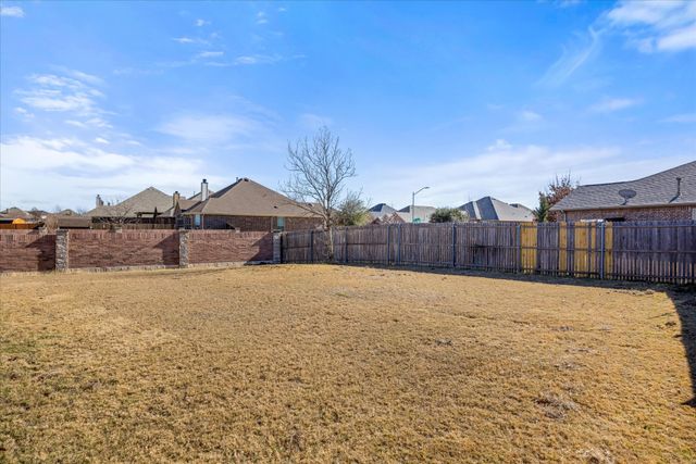 424 Eureka Court, Burleson, TX 76028