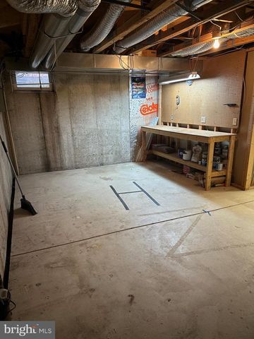 2504 GRANT CT, Jeffersonville, PA 19403