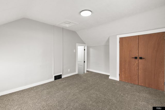 1634 Avenue A, Council Bluffs, IA 51501