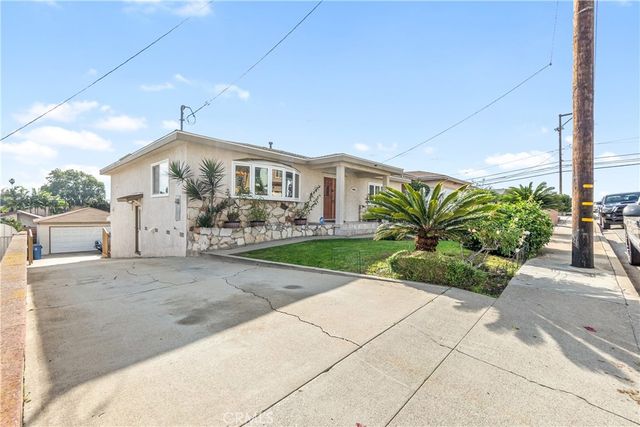 4580 W 132nd Street, Hawthorne, CA 90250