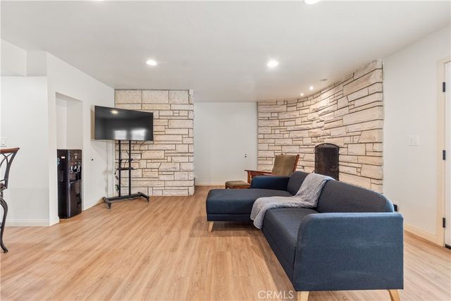 4580 W 132nd Street, Hawthorne, CA 90250