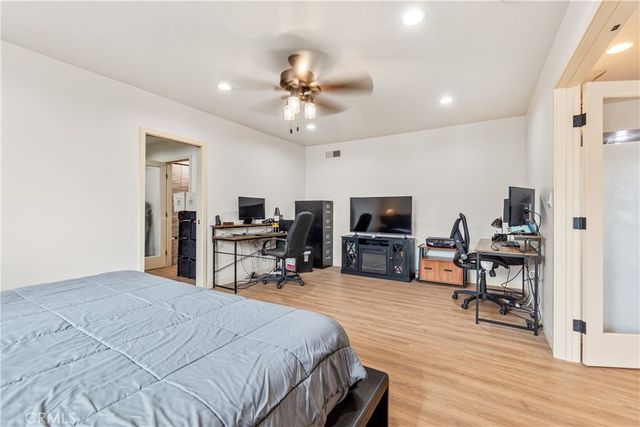 4580 W 132nd Street, Hawthorne, CA 90250