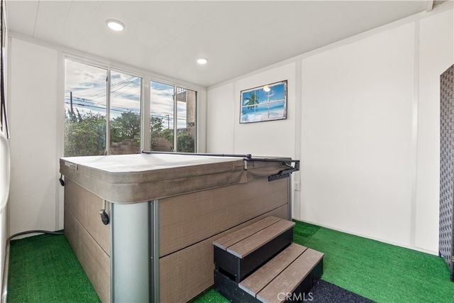 4580 W 132nd Street, Hawthorne, CA 90250