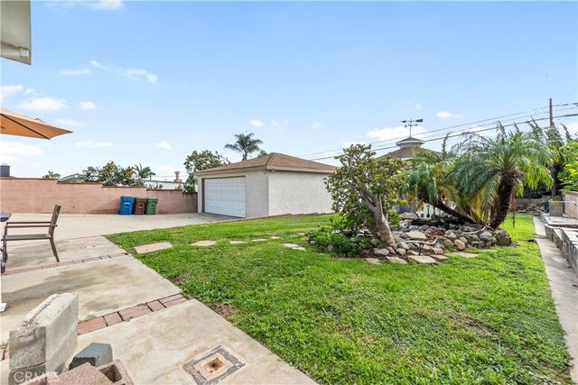 4580 W 132nd Street, Hawthorne, CA 90250