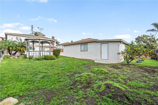 4580 W 132nd Street, Hawthorne, CA 90250