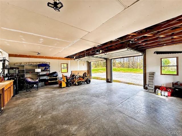 4251 Nelson Road, Nelson, NY 13035