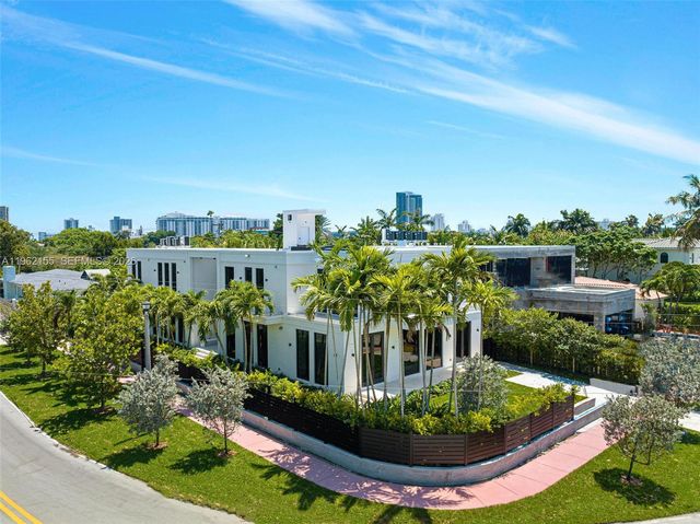 2499 N Meridian Ave, Miami Beach, FL 33140