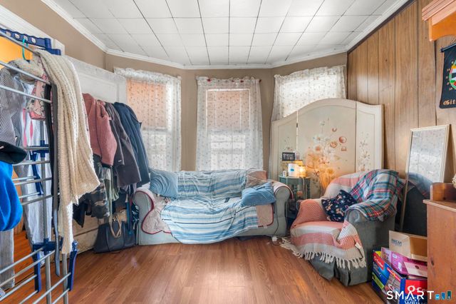 17-19 Rennell Court, Bridgeport, CT 06605