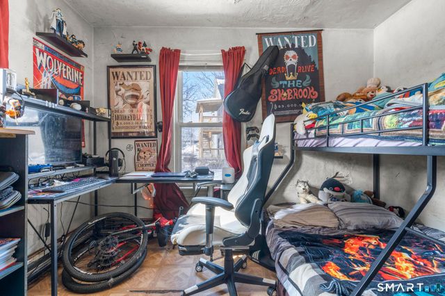 17-19 Rennell Court, Bridgeport, CT 06605