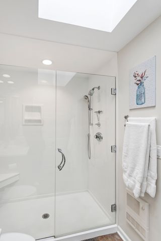 1415 W Hawthorne Street, Arlington Heights, IL 60005