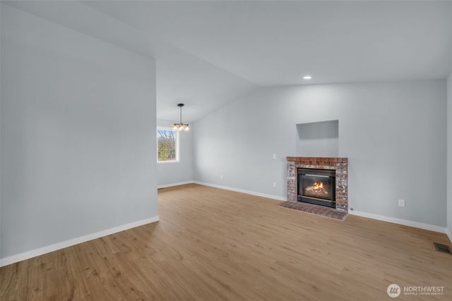 2205 65th Avenue NE, Tacoma, WA 98422