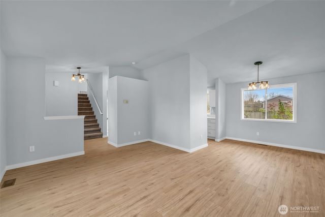 2205 65th Avenue NE, Tacoma, WA 98422