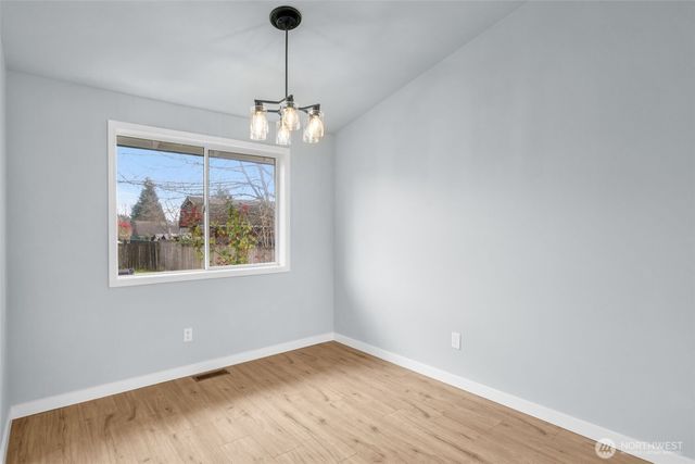 2205 65th Avenue NE, Tacoma, WA 98422