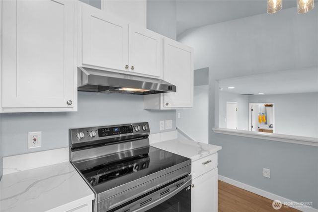 2205 65th Avenue NE, Tacoma, WA 98422