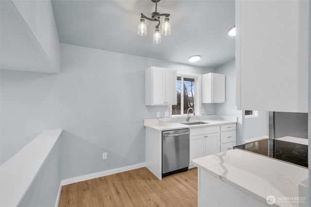 2205 65th Avenue NE, Tacoma, WA 98422