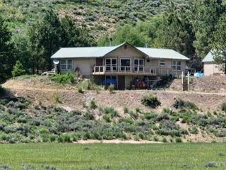 4942 E Baumgartner Rd, Featherville, ID 83647