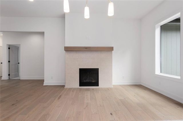 9735 N Lucerne Avenue, Kansas City, MO 64153