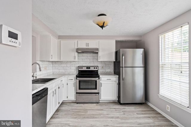 1003 HIGHPOINTE BLVD, Stafford, VA 22554