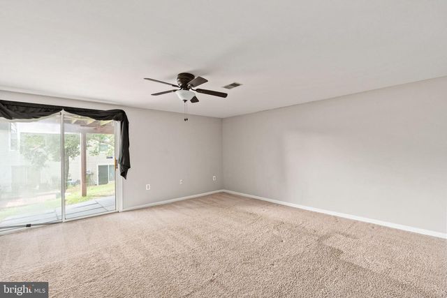 1003 HIGHPOINTE BLVD, Stafford, VA 22554