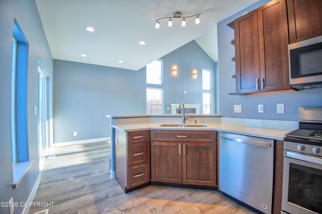 4626 S Runabout Circle, Big Lake, AK 99652