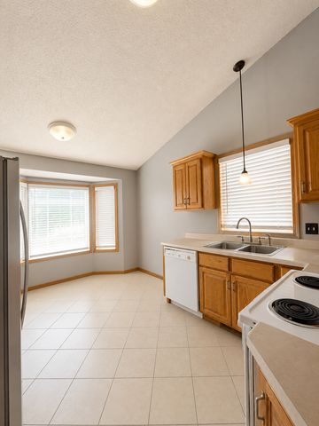 477 Shannon Drive, Big Lake, MN 55309