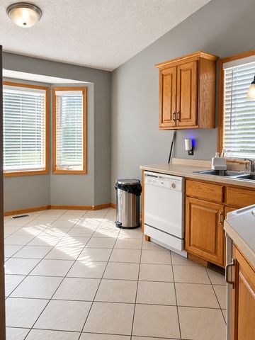 477 Shannon Drive, Big Lake, MN 55309