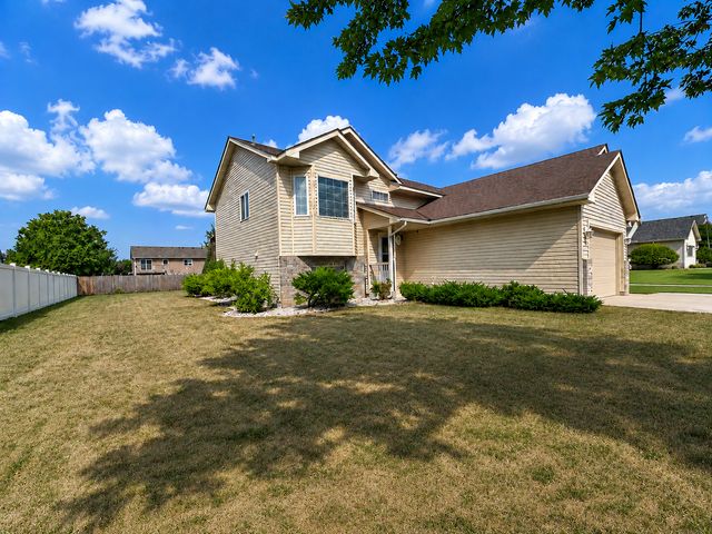 477 Shannon Drive, Big Lake, MN 55309
