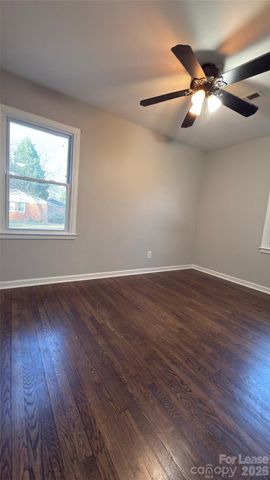 2900 Edsel Place, Charlotte, NC 28205