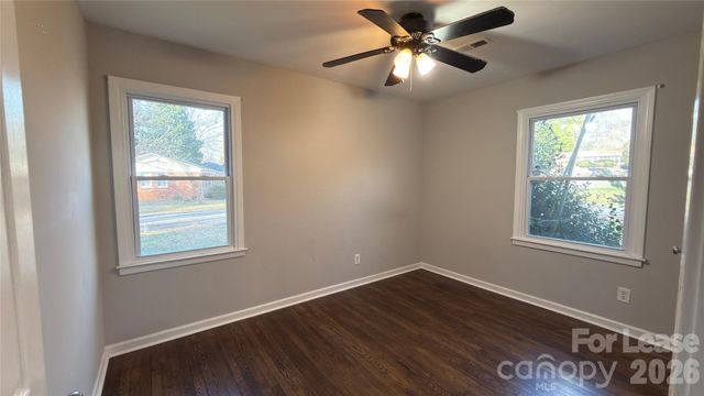 2900 Edsel Place, Charlotte, NC 28205