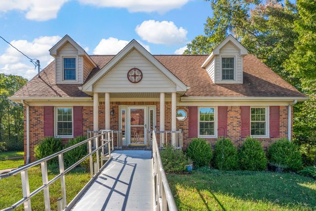 1014 Dominion Dr, Clarksville, TN 37042