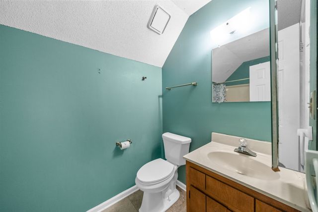 1014 Dominion Dr, Clarksville, TN 37042